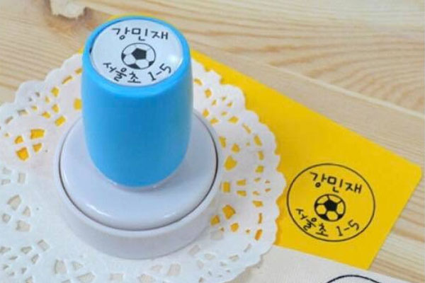 khắc dấu đóng lên vải ở Hải Phòng