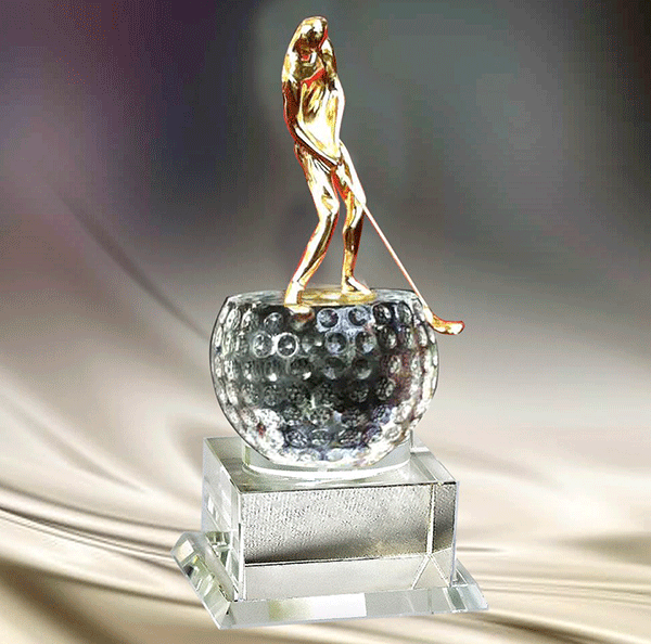 Cúp golf tại Hải Phòng uy tín