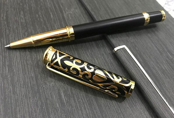 bảo quản bút ký cao cấp đúng cách nhất