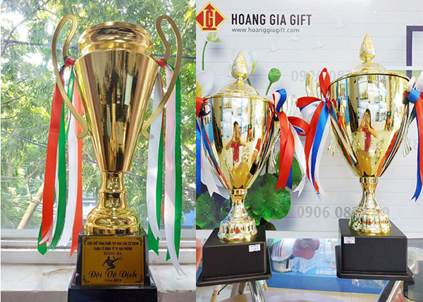 kinh nghiêm chọn mua cúp lưu niệm