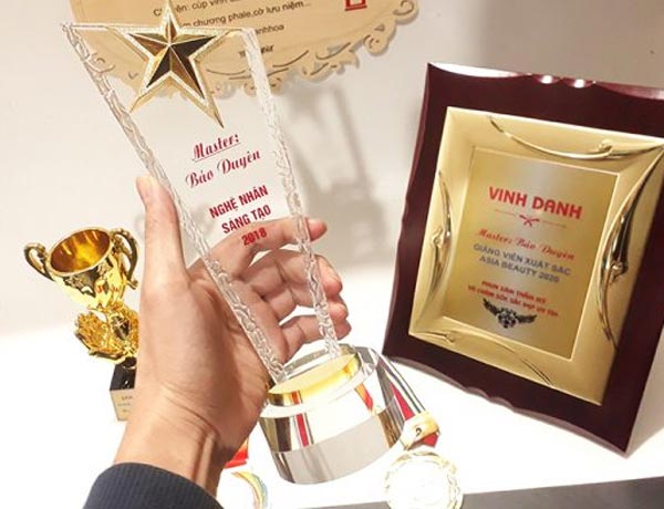 làm kỷ niệm chương theo yêu cầu hải phòng