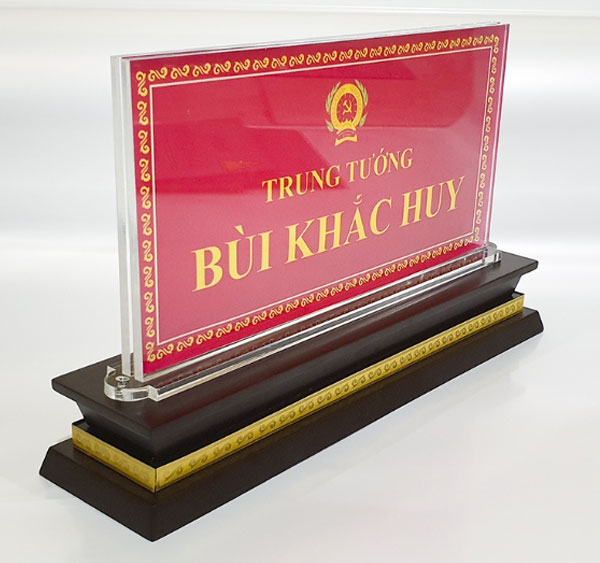 làm biển chức danh tại hải phòng ở đâu