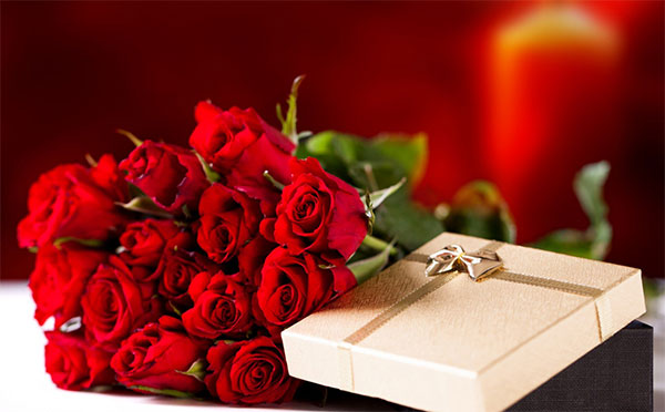 Gợi ý quà tặng ngày Valentine trắng 14/3